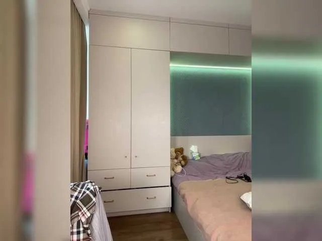 Freechat -wowFox- on BongaCams