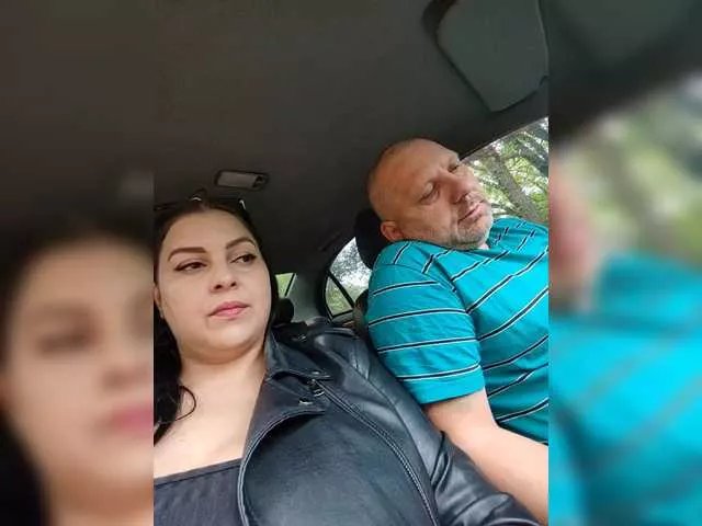 Freechat kissmabont on BongaCams