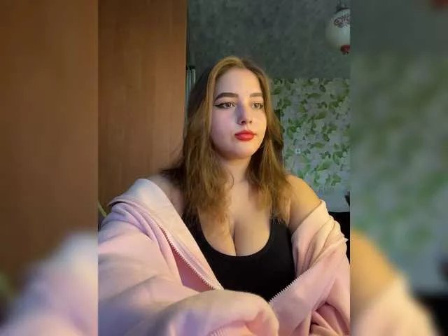 Freechat little-devil on BongaCams