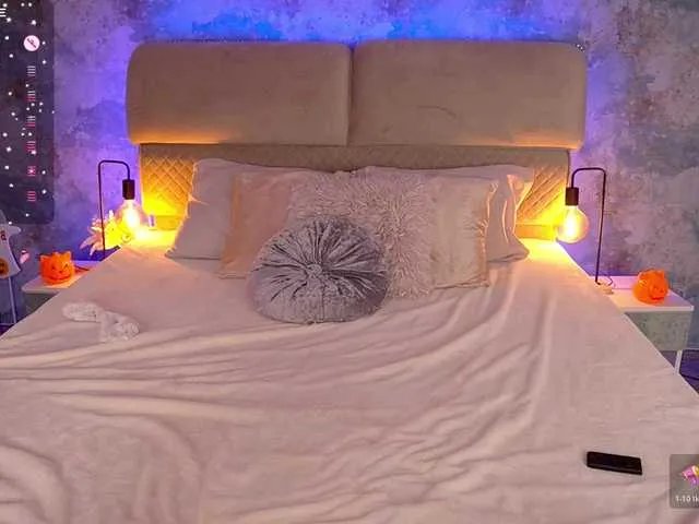 Freechat MirandaHobbs on BongaCams