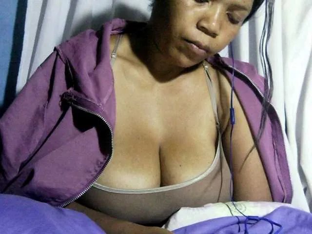 Freechat MIRANDAW on BongaCams