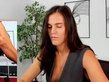 Freechat legswattitude on Chaturbate