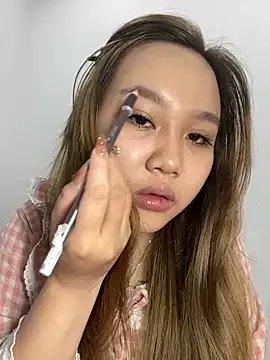 Freechat Almira6868 on StripChat