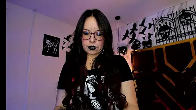 Freechat Evangelinejoness_ on StripChat