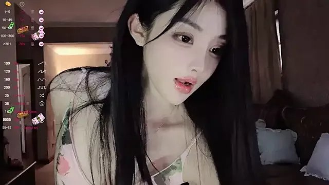 Freechat Irene--- on StripChat