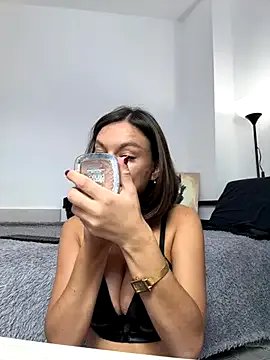 KellySmitS on StripChat 