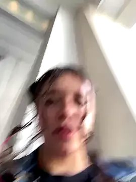 Freechat Lucy_YupiSweet on StripChat