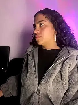 Freechat NINA_18_YEARS on StripChat