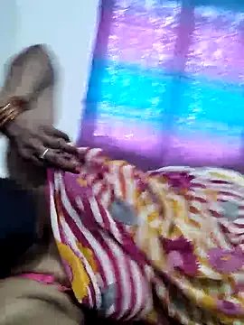 Freechat Tamilrojanew on StripChat